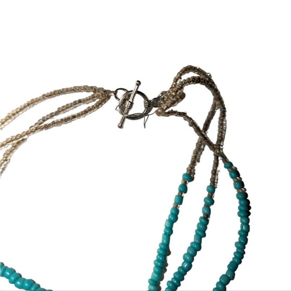 Handmade turquoise color and clear beaded necklace - Picture 4 of 5
